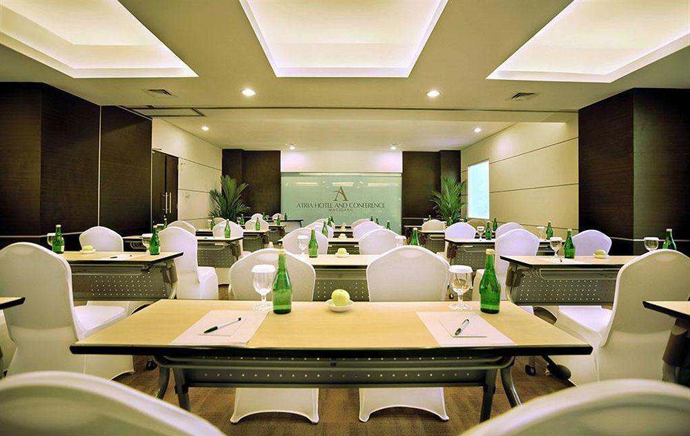 Atria Hotel Malang Exterior photo