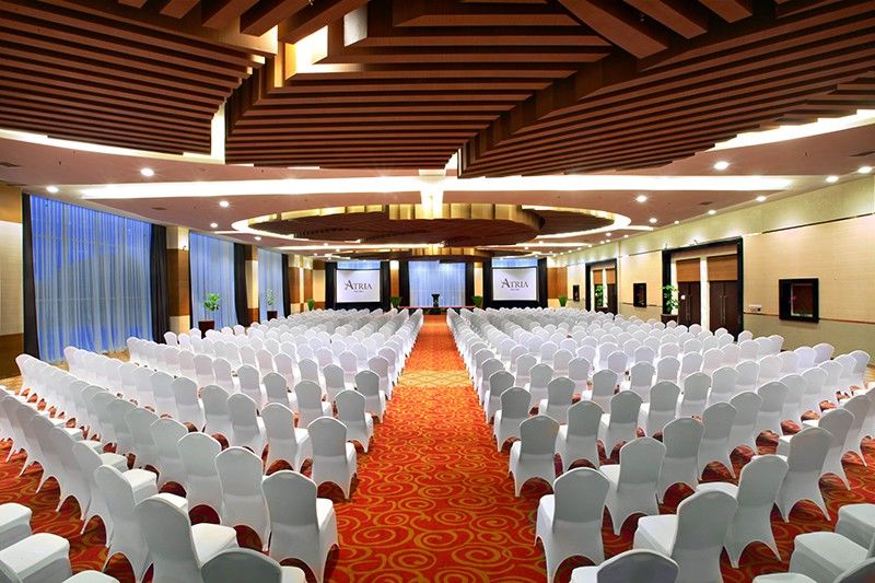 Atria Hotel Malang Exterior photo